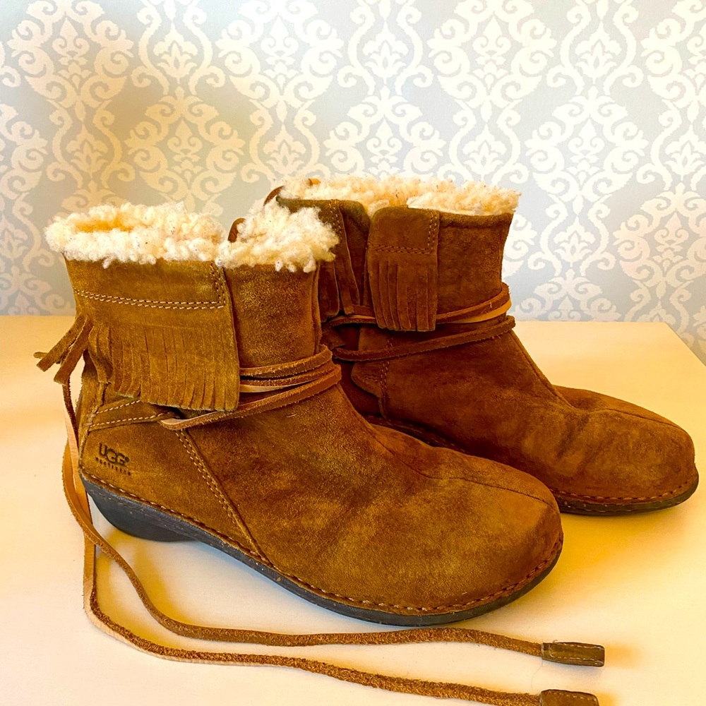 - Ugg  Booties Beautiful fringed sheepskin  . Good condition. Wrap strap. …
